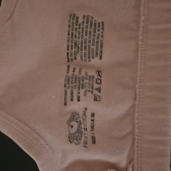 Like new light pink Hanes front closure bra - Picture 2 of 4